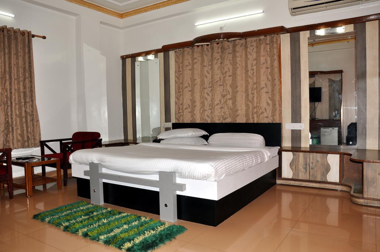 Hotel Lifestyle Сіліґурі Екстер'єр фото