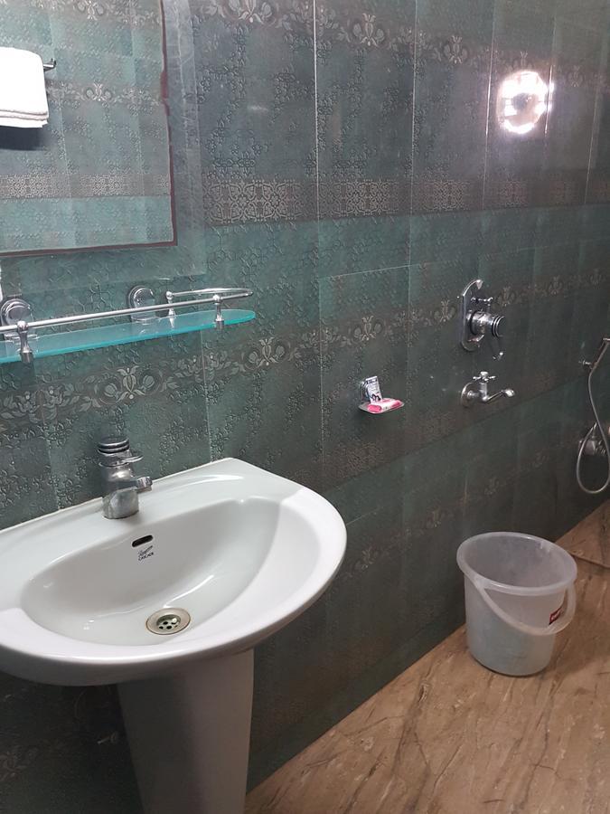 Hotel Lifestyle Сіліґурі Екстер'єр фото