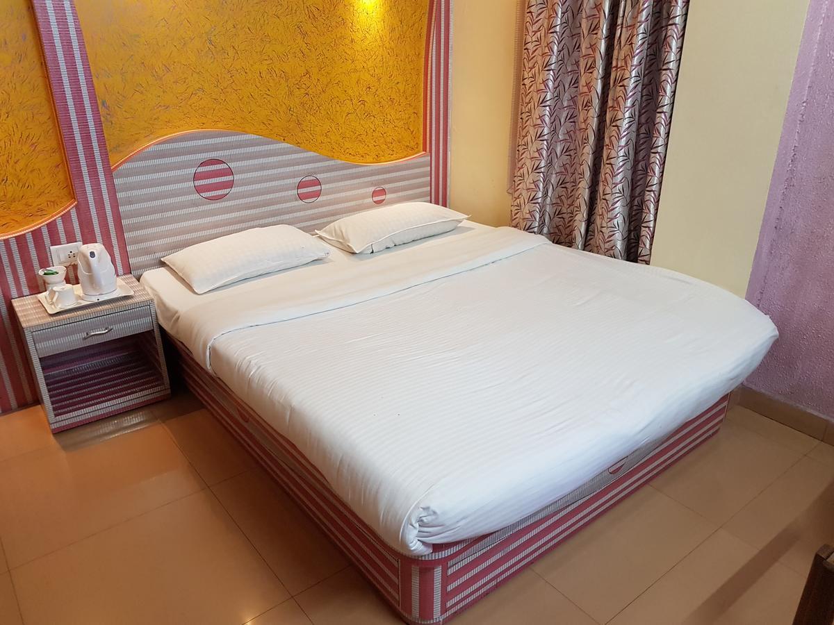 Hotel Lifestyle Сіліґурі Екстер'єр фото