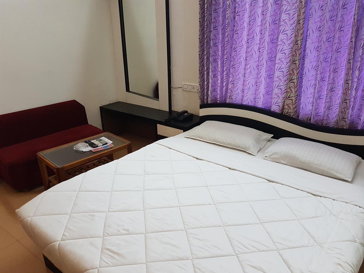 Hotel Lifestyle Сіліґурі Екстер'єр фото