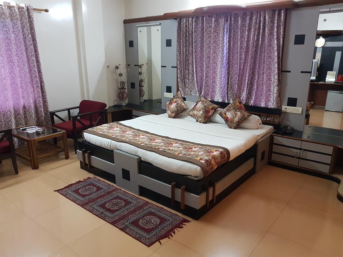 Hotel Lifestyle Сіліґурі Екстер'єр фото