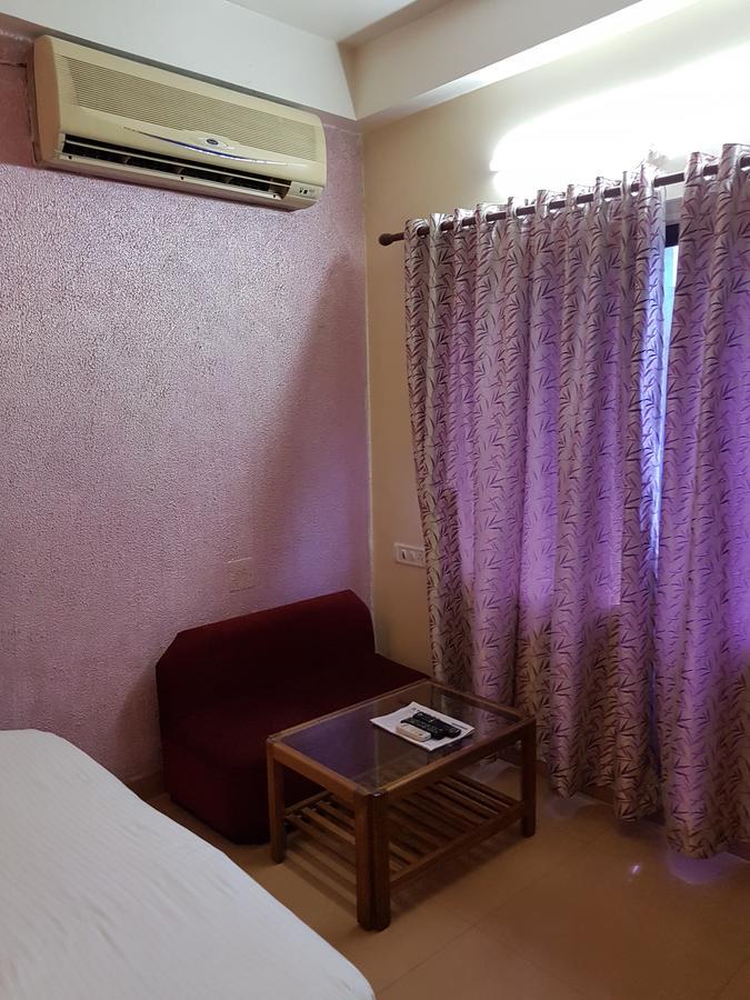 Hotel Lifestyle Сіліґурі Екстер'єр фото